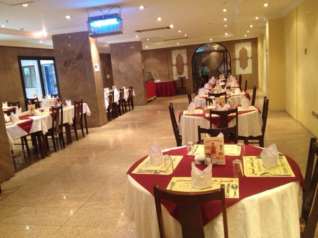فندق العروبة Riadh Exterior foto